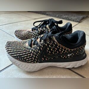 Women’s size 5/Boys size 3 Nike Shoes